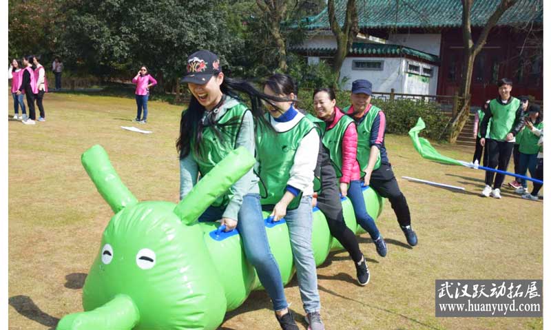 長港路小學(xué) 長港路小學(xué)