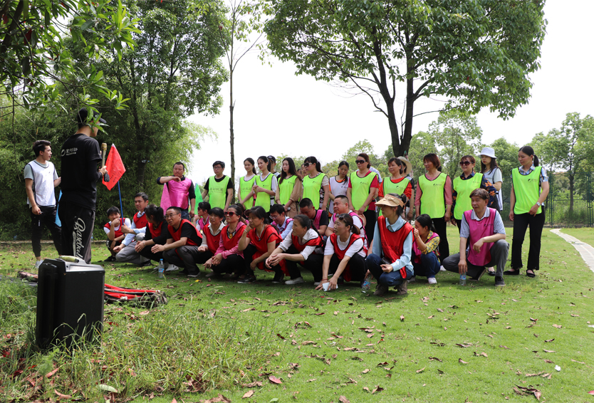 1559636301108580.jpg 中航物業(yè)建行項目戶外拓展活動-2 副本.jpg